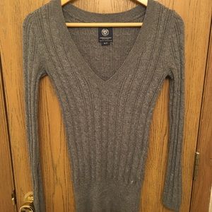 American Eagle cable knit sweater